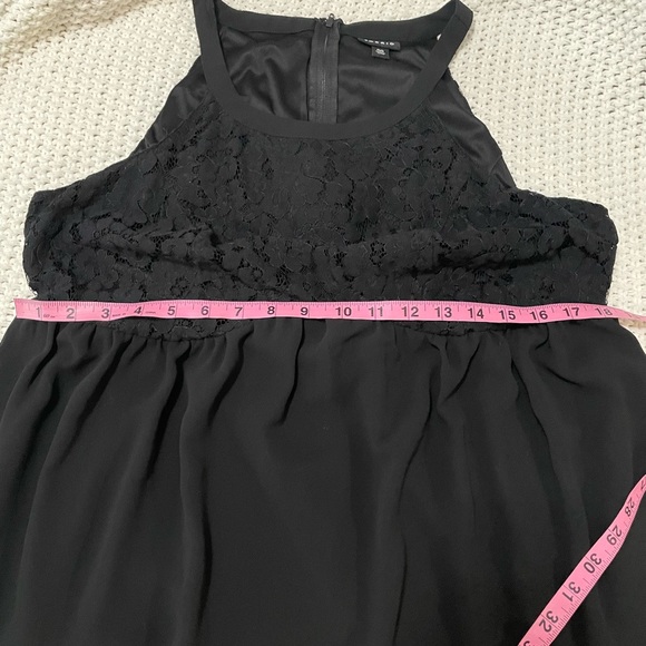 Torrid Lace Halter Top (size 00) - Picture 6 of 11